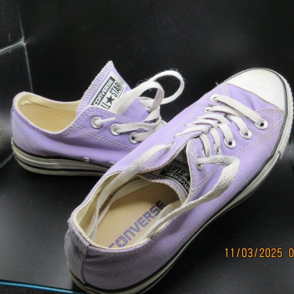 CONVERSE ALL STARS~PURPLE COLOR~ UNISEX~WOMEN'S SIZE 8 - Picture 7 of 7